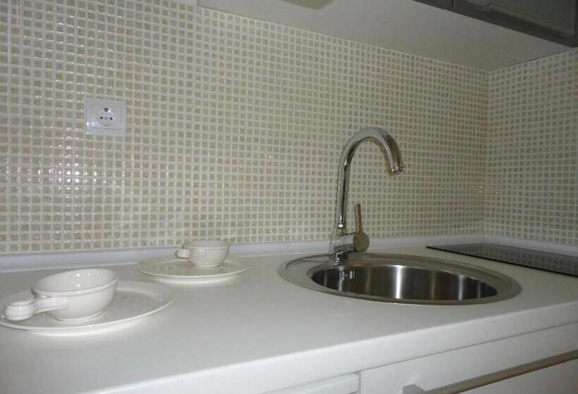 آپارتمان 1 خوابه با تراس, Guest House Sea Breeze