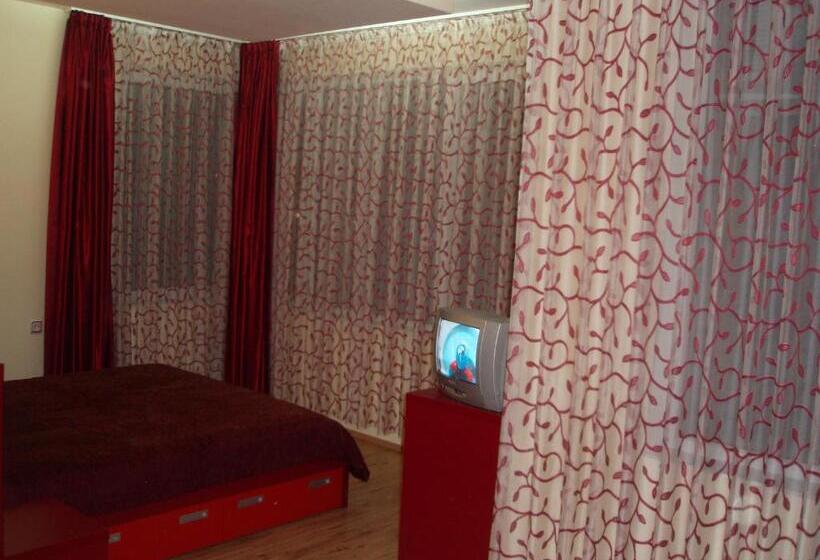 디럭스 룸, Mania Guest House