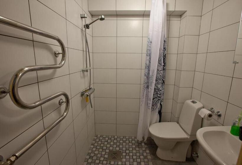 Семейный Номер Deluxe, Love Island 2