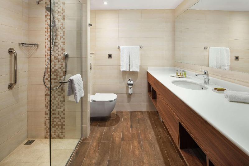Номер Стандарт, Hilton Garden Inn Al Jubail