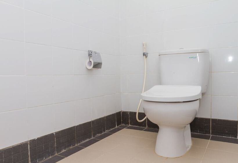 Номер Стандарт, Reddoorz Plus Near Sukajadi 2