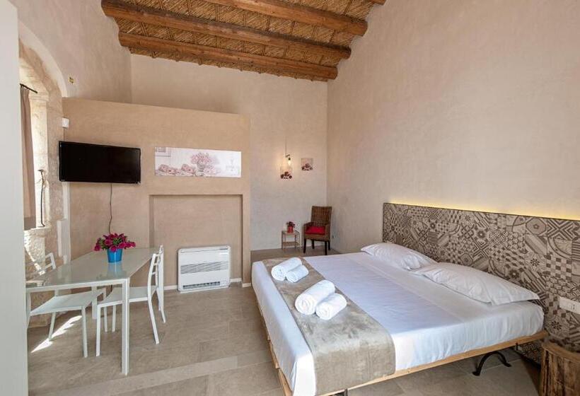 اتاق سوپریور, Stacci Rural Resort
