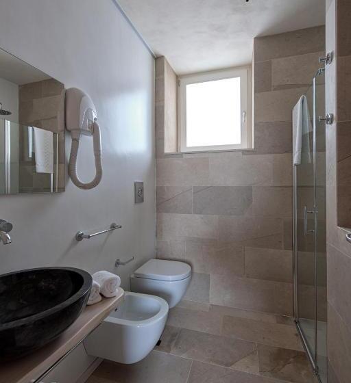 اتاق لوکس چهار تخته, Stacci Rural Resort