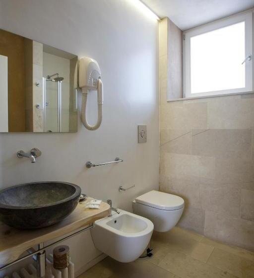 اتاق لوکس چهار تخته, Stacci Rural Resort