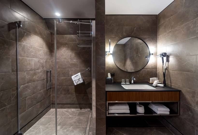سوئیت با چشم‌انداز رودخانه, Radisson Hotel & Suites, Gdansk, Wyspa Spichrzów