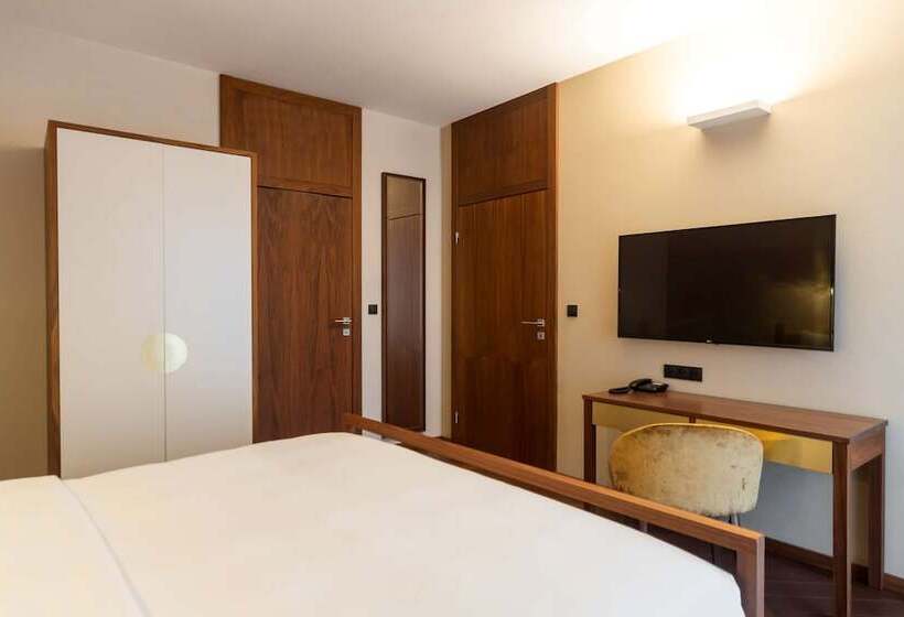 سوئیت با چشم‌انداز رودخانه, Radisson Hotel & Suites, Gdansk, Wyspa Spichrzów
