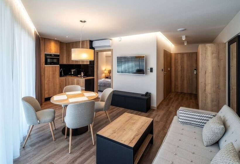 Апартаменты Deluxe 1 Спальня, Meta Apartments