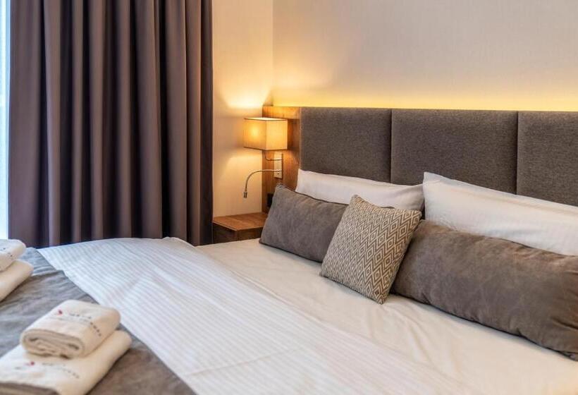 Апартаменты 2 Спальни, Meta Apartments