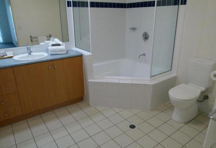 דירת שני חדרים, Madison Ocean Breeze Apartments