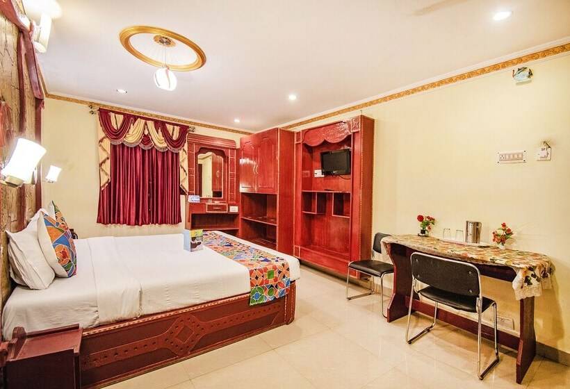 اتاق لوکس, Fabhotel Roshan Residency   Nr Kurinji Andavar Temple