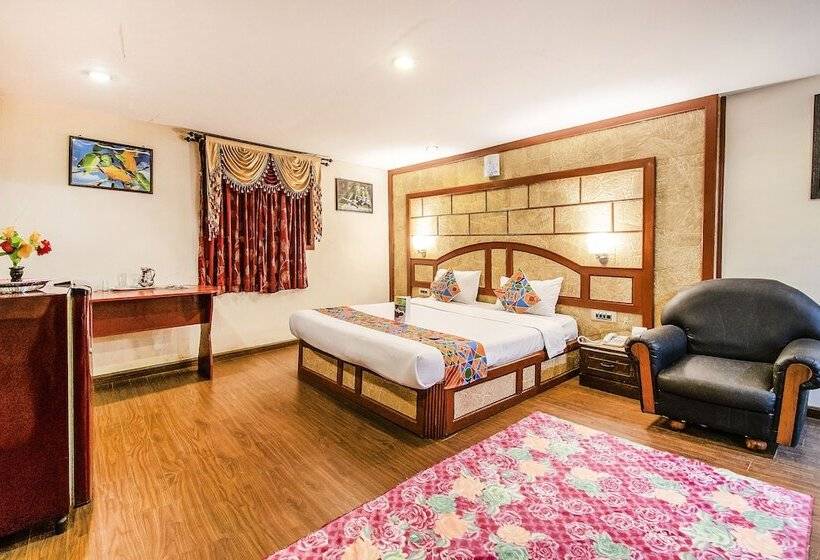 سوییت, Fabhotel Roshan Residency   Nr Kurinji Andavar Temple