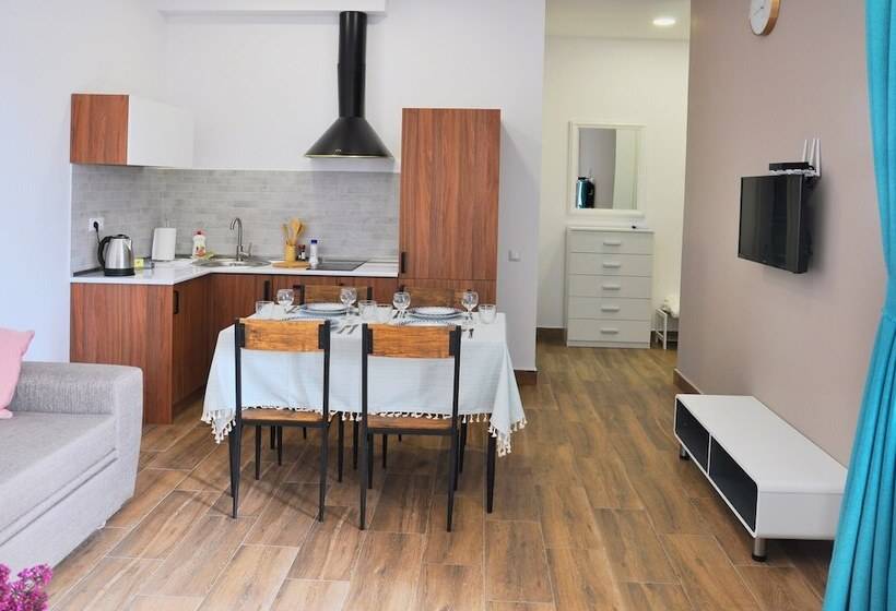 آپارتمان 1 خوابه با بالکن, Bfg Suites Apartments