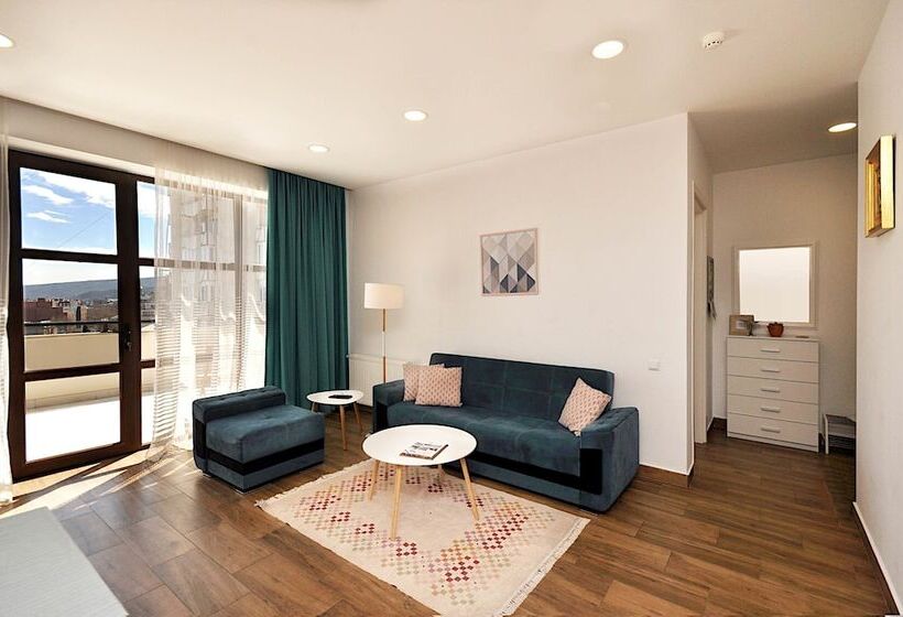 آپارتمان 1 خوابه با تراس, Bfg Suites Apartments