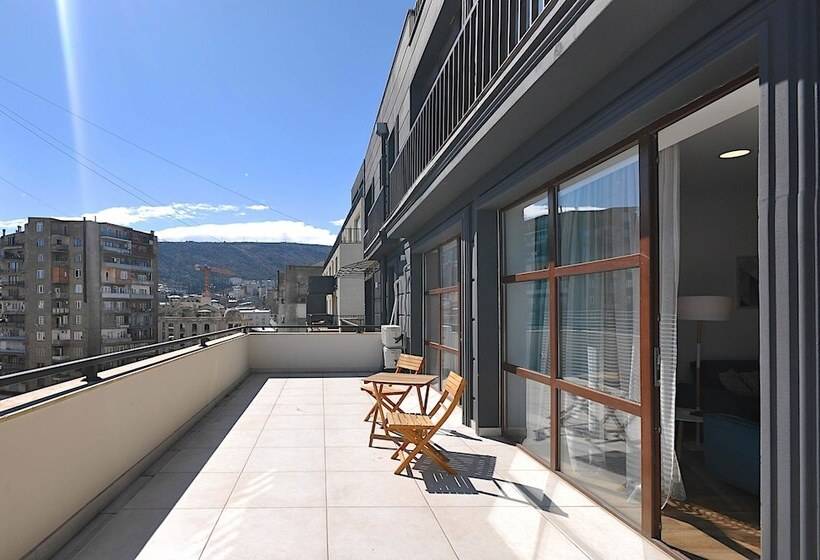 آپارتمان 1 خوابه با تراس, Bfg Suites Apartments