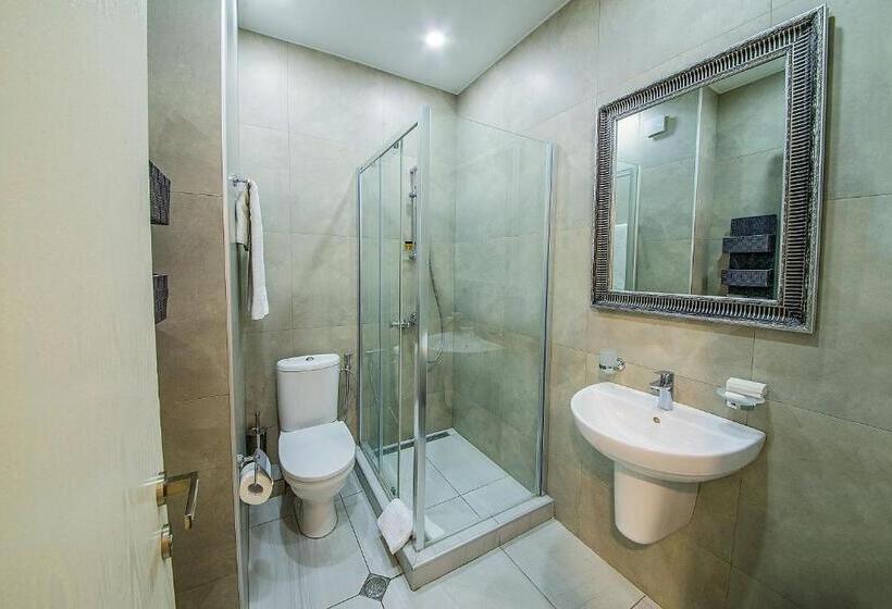 آپارتمان 1 خوابه با بالکن, Bfg Suites Apartments