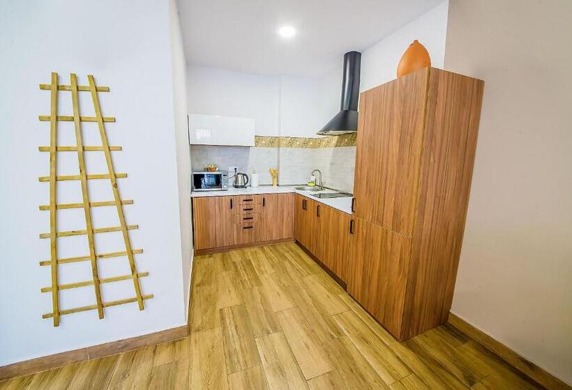 آپارتمان 1 خوابه با تراس, Bfg Suites Apartments