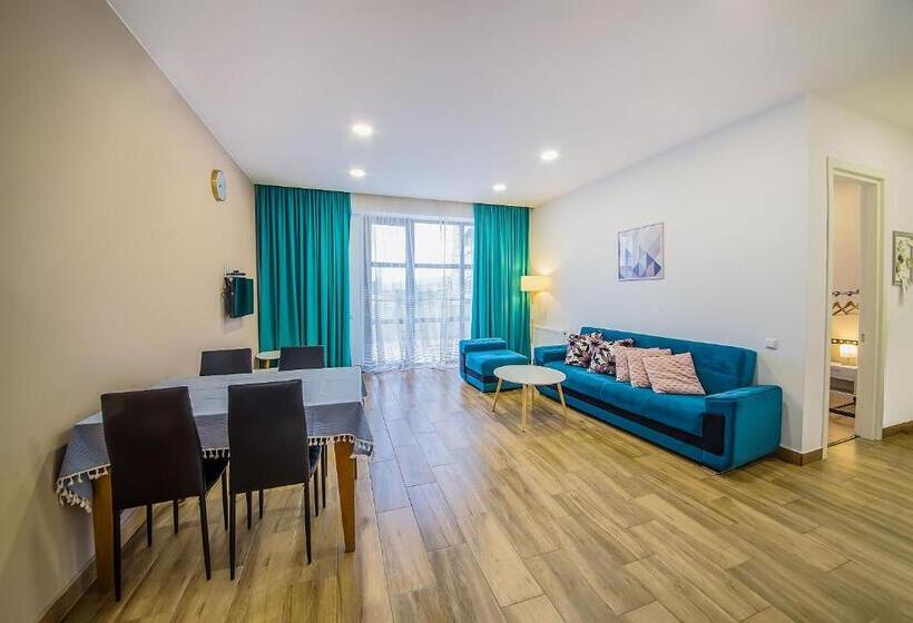 آپارتمان 1 خوابه با تراس, Bfg Suites Apartments