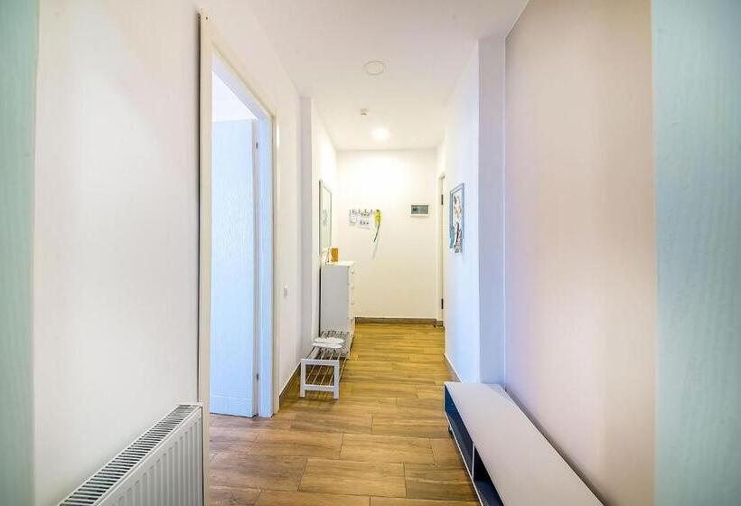 استودیوی استاندارد, Bfg Suites Apartments