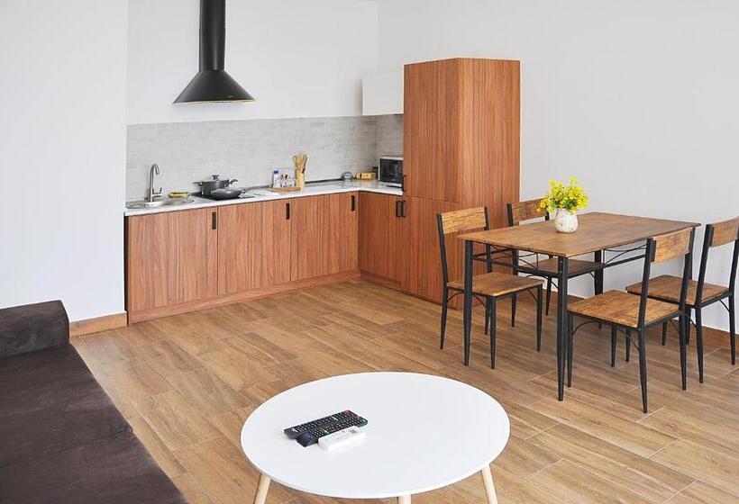 آپارتمان 1 خوابه با بالکن, Bfg Suites Apartments