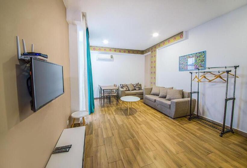 آپارتمان 1 خوابه با بالکن, Bfg Suites Apartments