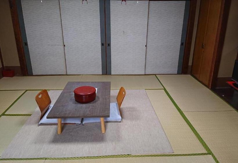 스탠다드 4인용 룸 공용 욕실, Wajimaya Ryokan
