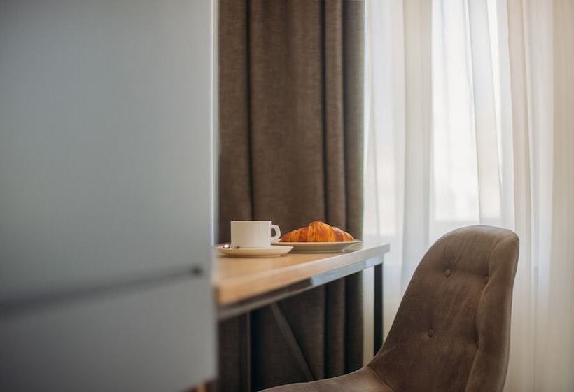 اتاق استاندارد, Custos Hotel Tverskaya