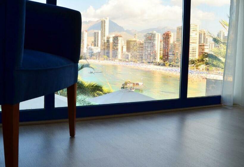 Habitación Cuádruple Estándar Vista Mar, Lido