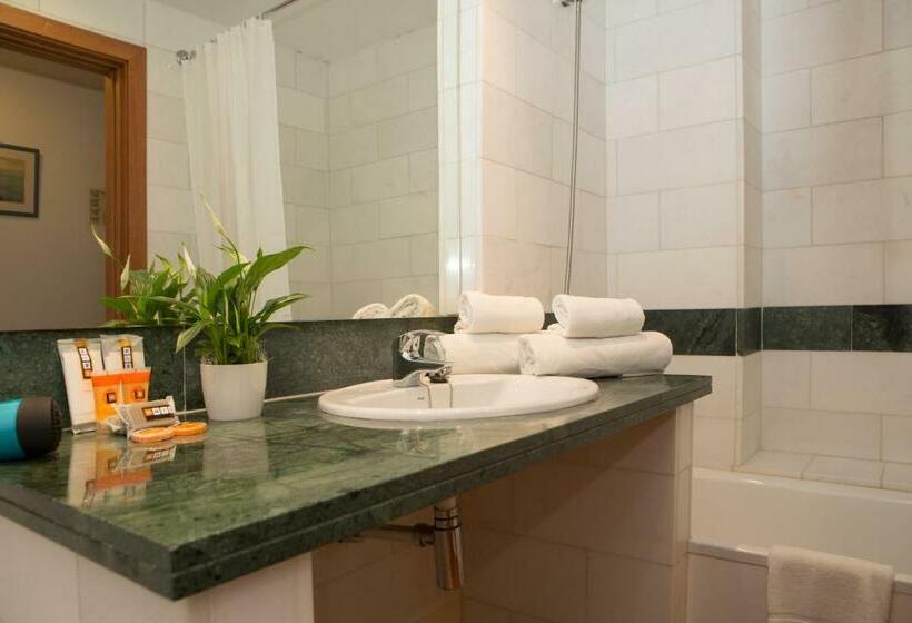 Standard-huone, Alea