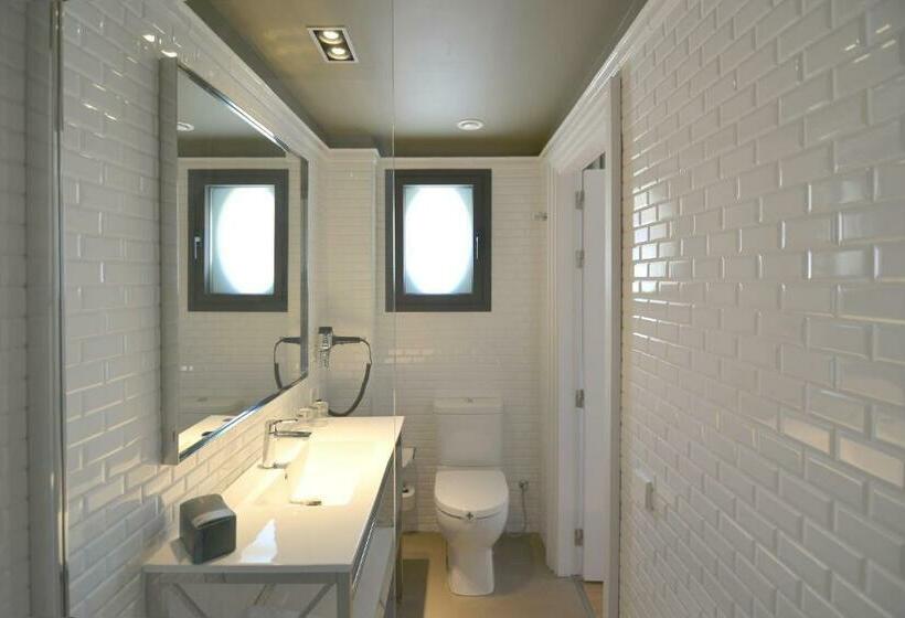 Номер Стандарт, Granvia