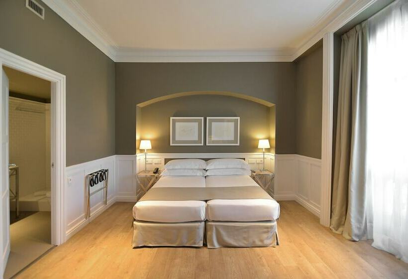 Номер Superior, Granvia