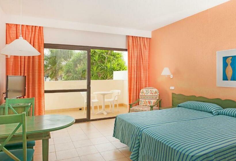 استودیوی استاندارد, Iberostar Waves Ciudad Blanca