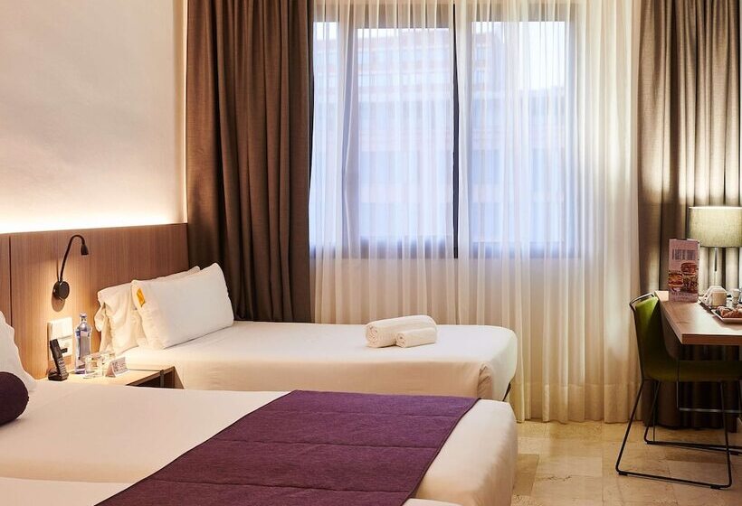 Номер Стандарт, Mercure Barcelona Condor