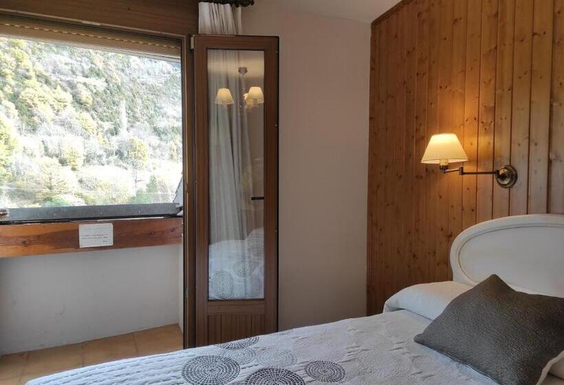 Номер Economy Индивидуальный, Snö Hotel Bielsa
