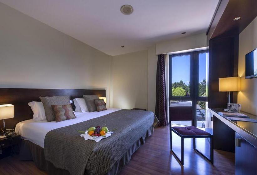 Junior Suite, Exe Auriense