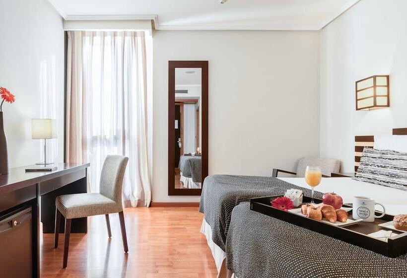 Habitación Estándar, Exe Auriense