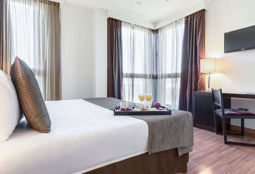 Habitación Familiar, Exe Auriense
