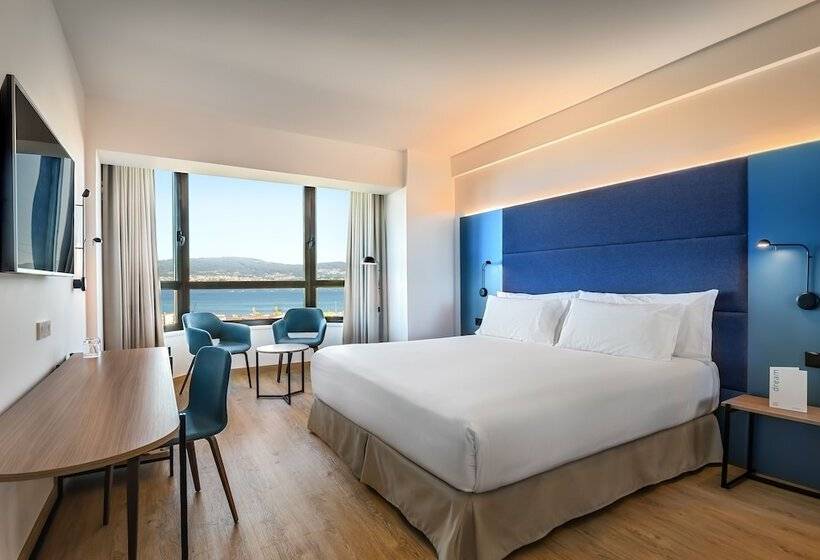 디럭스 룸 킹사이즈 침대, Occidental Vigo