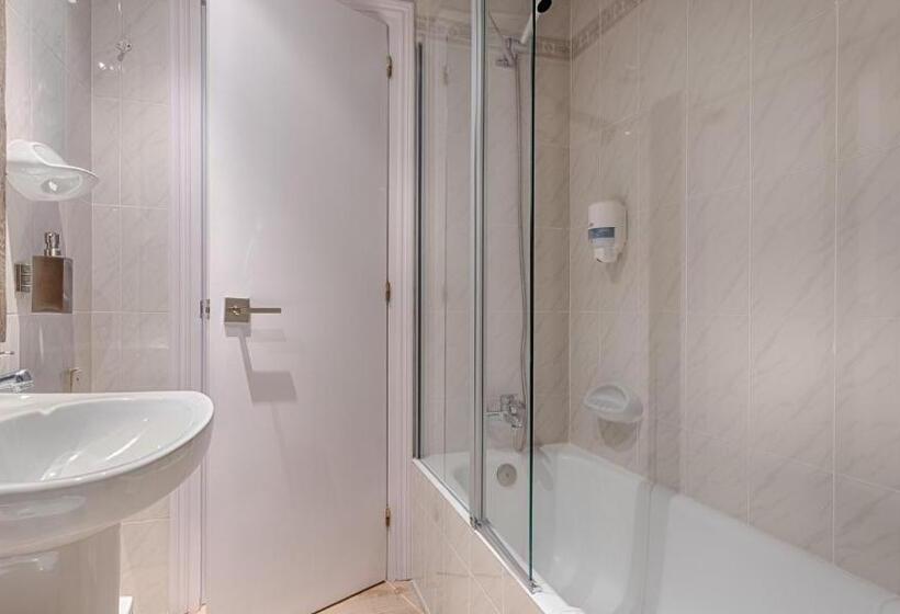 Номер Стандарт Трехместный, Ribaeta