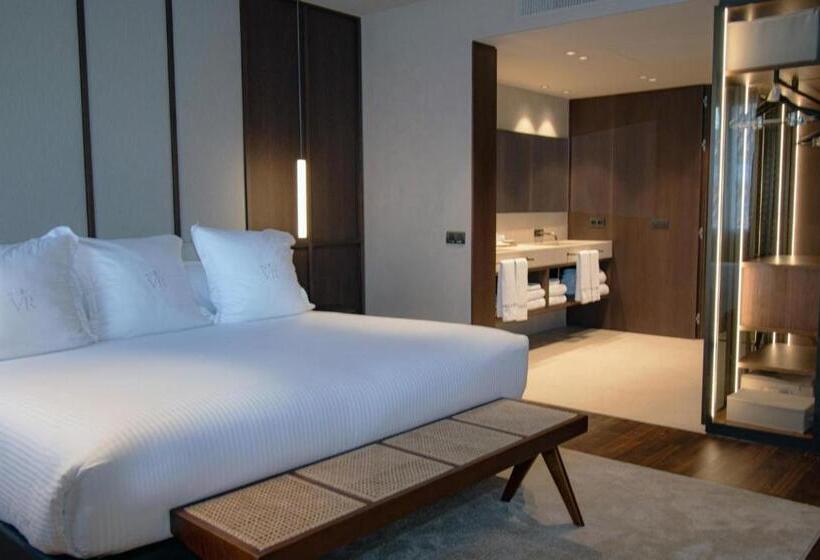 سوییت لوکس, Villa Real, A Member Of Preferred Hotels & Resorts