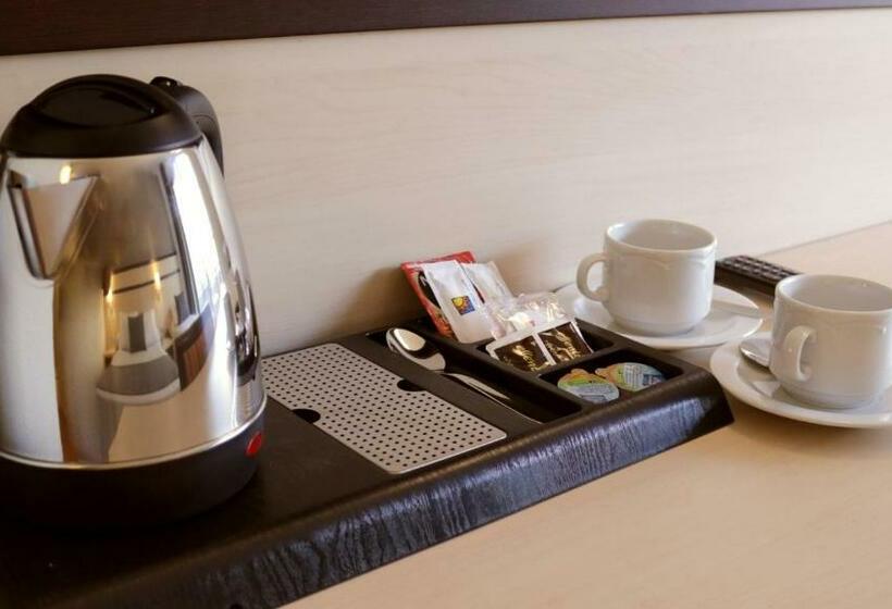 スタンダードトリプルルーム, Golden Port Salou & Spa