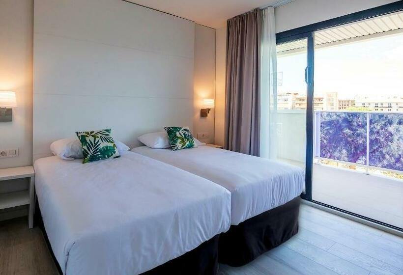ファミリールーム, Golden Port Salou & Spa