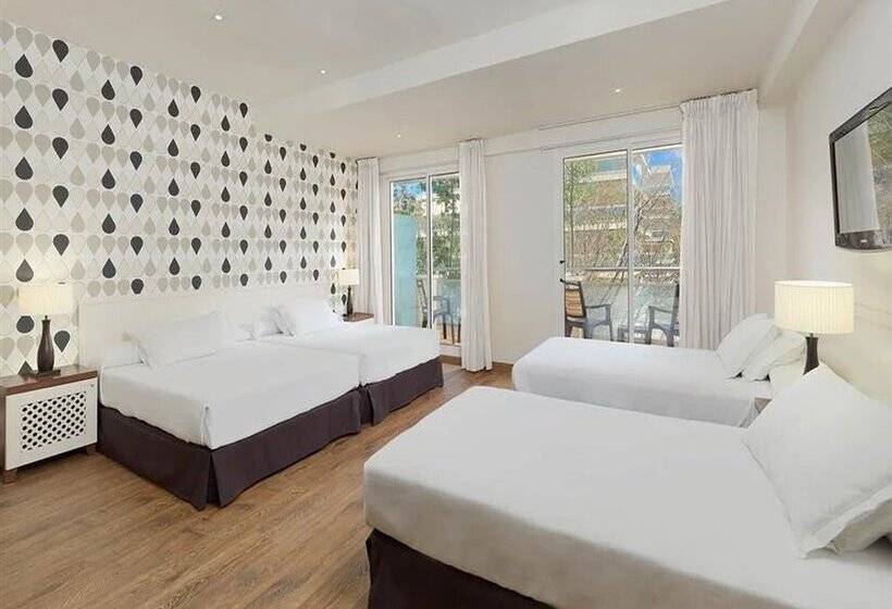 Standard Quadruple Room, H10 Vintage Salou - Adults Only