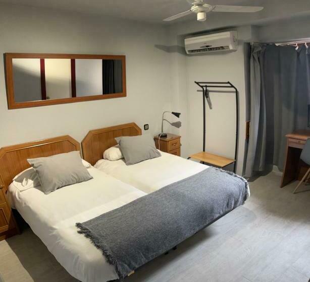 Номер Стандарт, Hostal Arenal