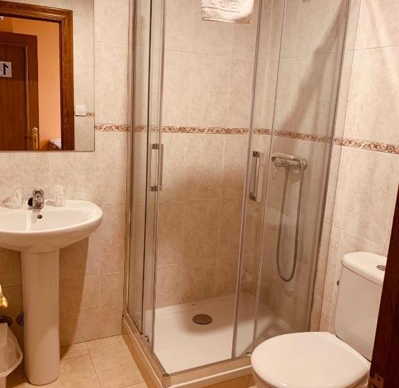 标准间, Hostal La Serna