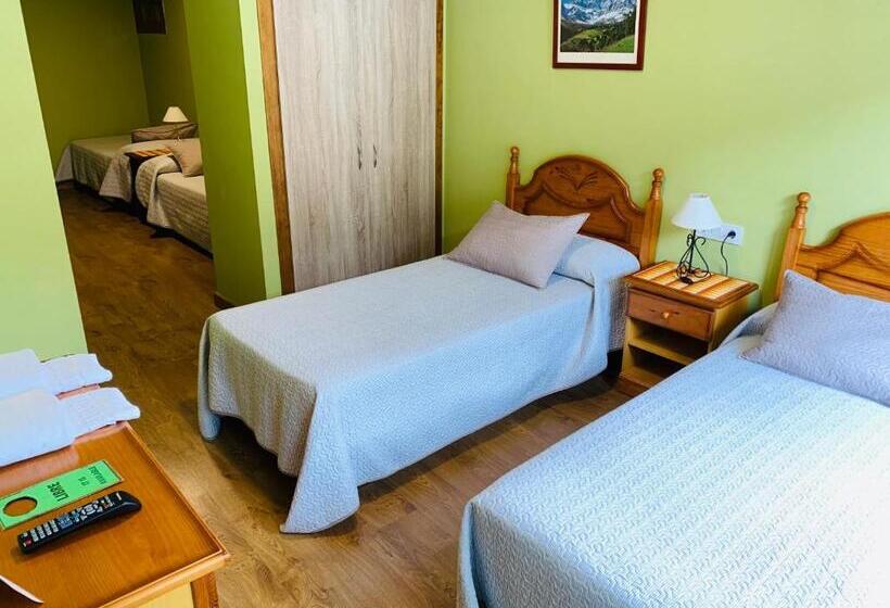 四人标准间, Hostal La Serna