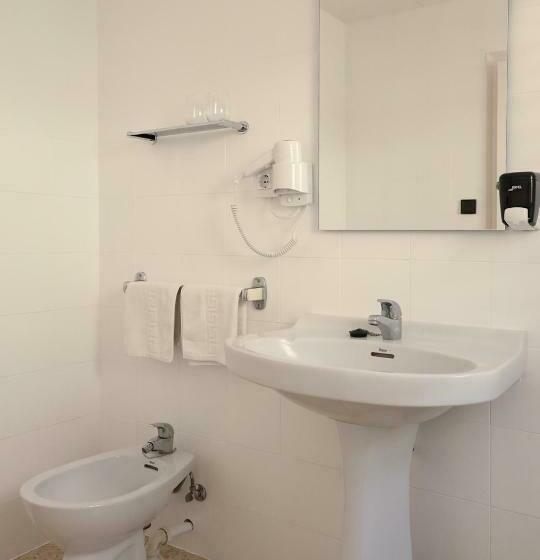 חדר סטנדרט, Hostal Lara