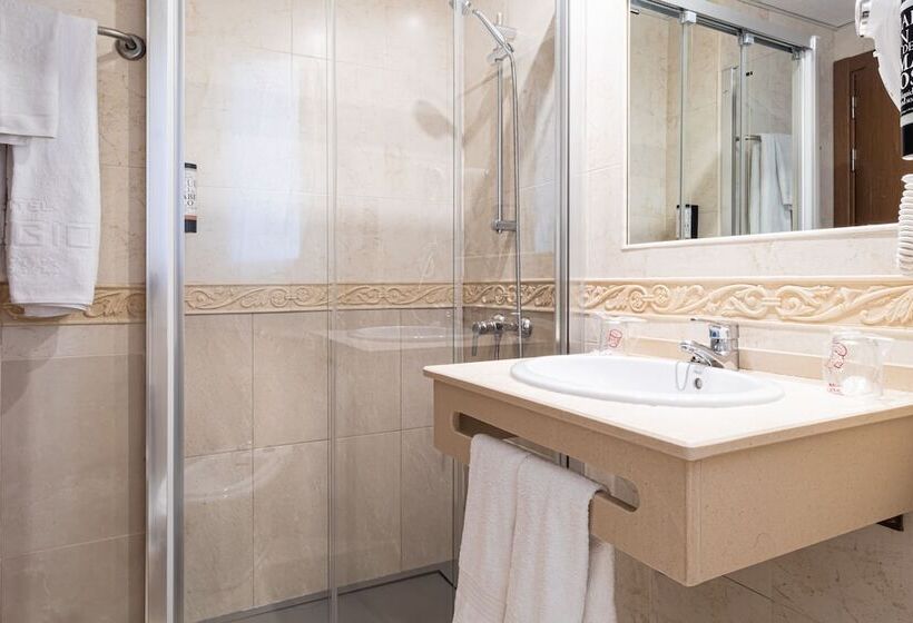 اتاق استاندارد یک نفره, Regio Cadiz