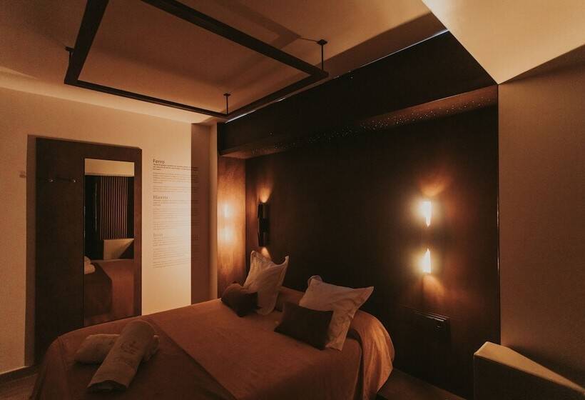 Полулюкс, La Trobada Hotel Boutique