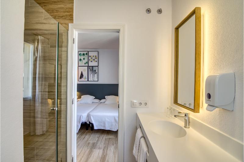 Номер Стандарт, Hostal La Isla