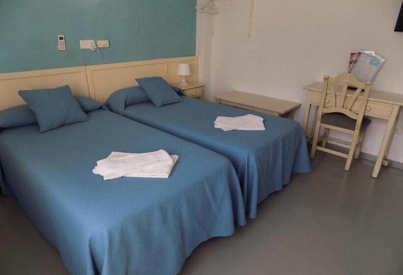 패밀리 룸, Hostal Villa Maruja